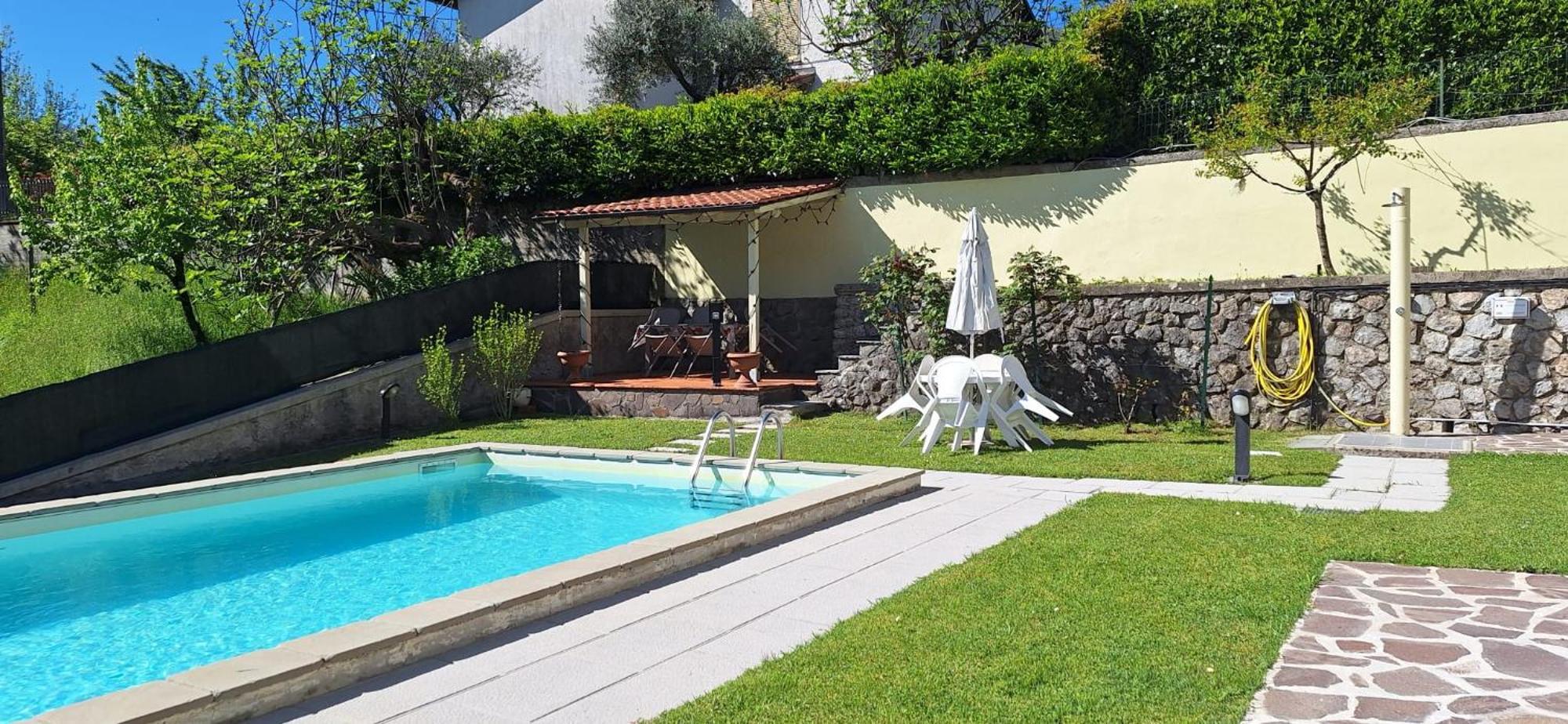 B&B Da Franca Camporgiano Exteriör bild