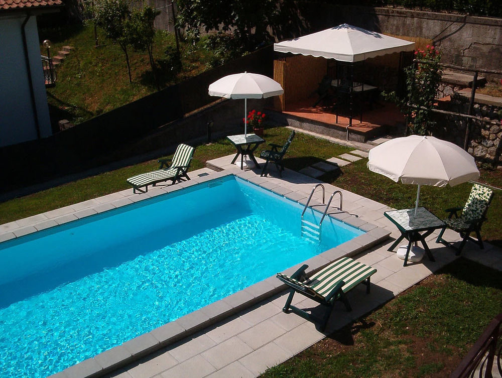 B&B Da Franca Camporgiano Exteriör bild