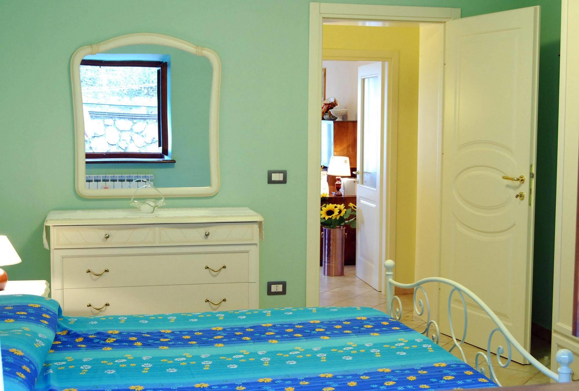 B&B Da Franca Camporgiano Exteriör bild