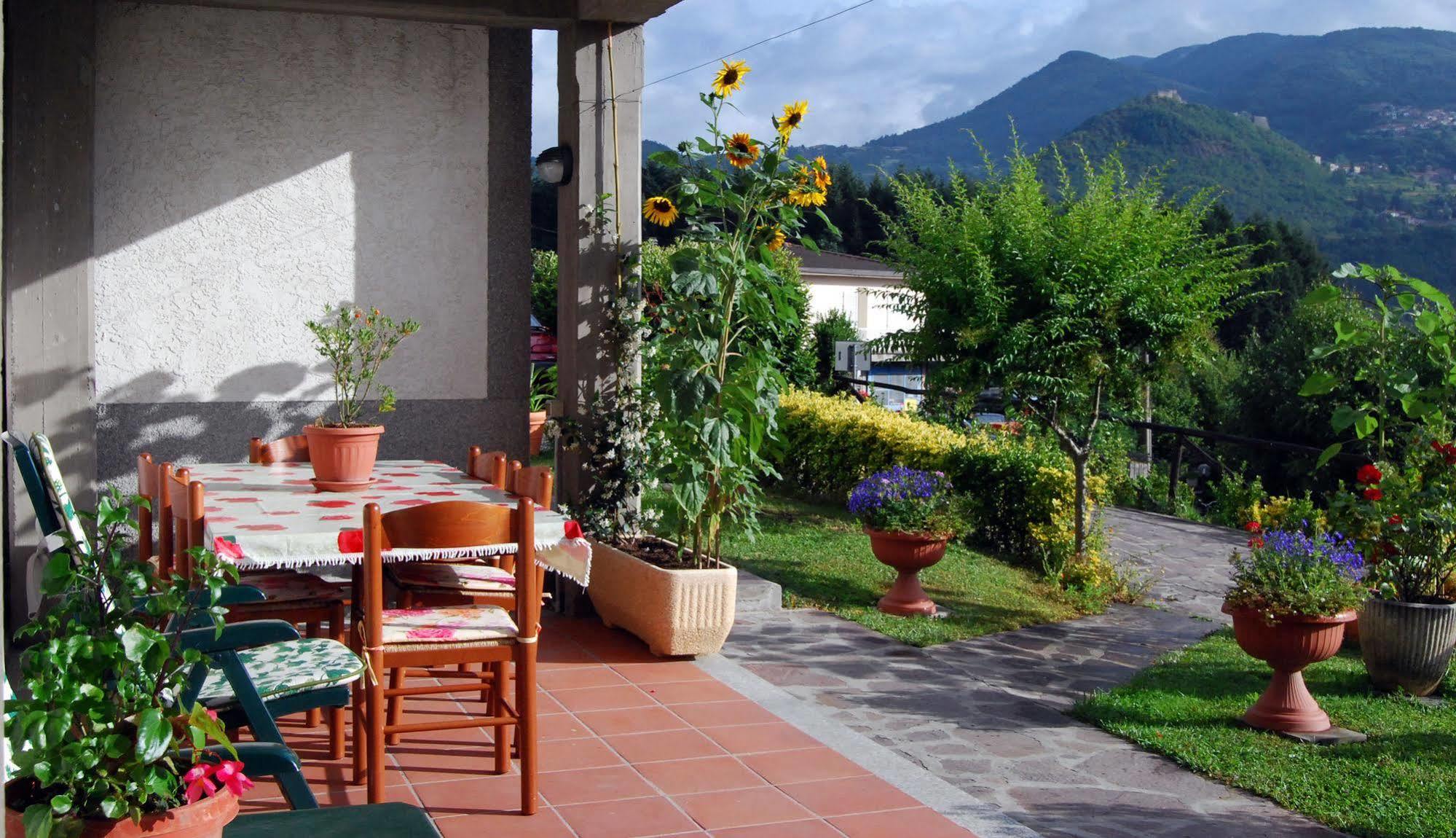 B&B Da Franca Camporgiano Exteriör bild